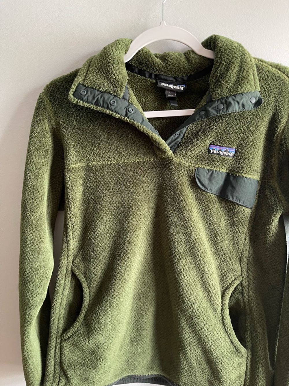 Patagonia Women's Re-Tool Snap-T Fleece Pullover Olive - Picture 5 of 7